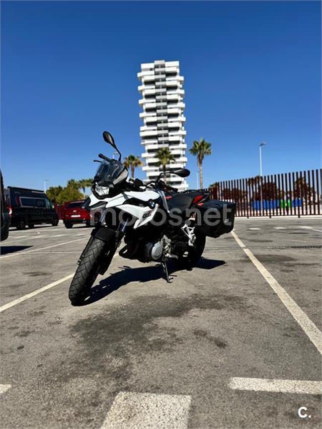 BMW F 750 – Vista 4