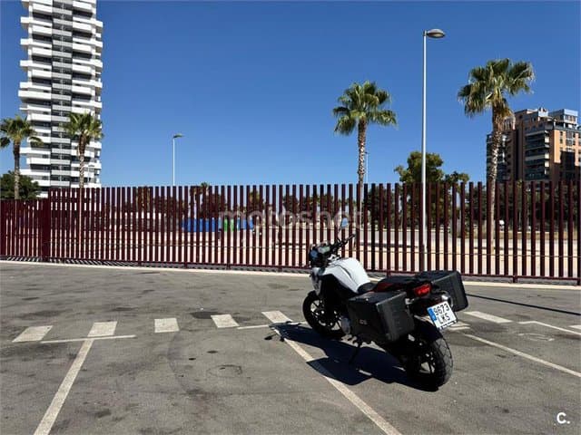 BMW F 750 – Vista 6