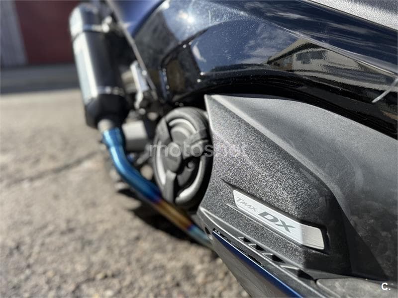 Yamaha TMAX 530 – Vista 4