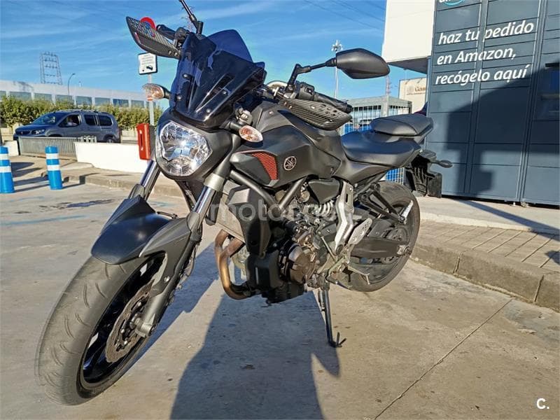 Yamaha MT-07 – Vista 1