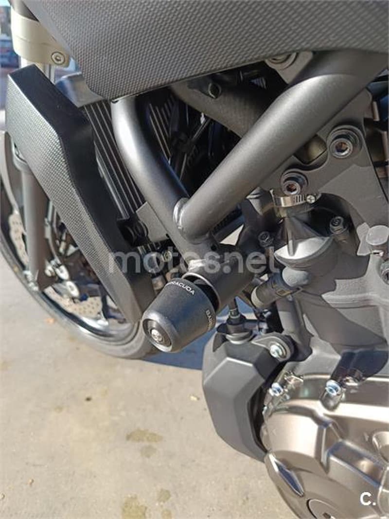 Yamaha MT-07 – Vista 7