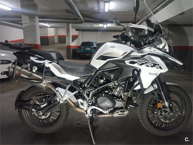 Benelli TRK 502 – Vista 2