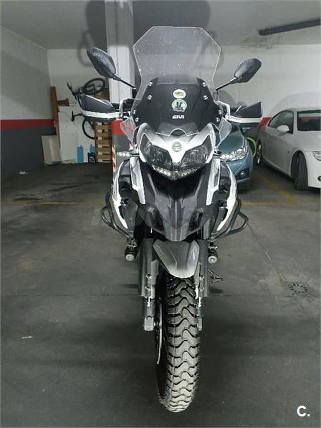 Benelli TRK 502 – Vista 3