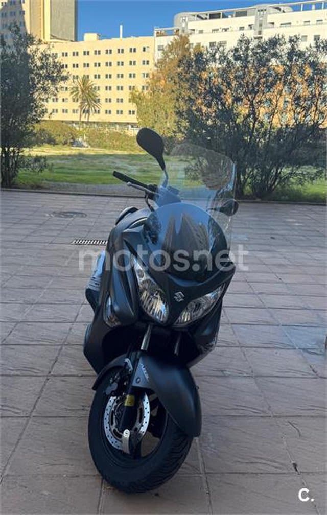 Suzuki BURGMAN 200 2100 € 2016 Valencia - 2