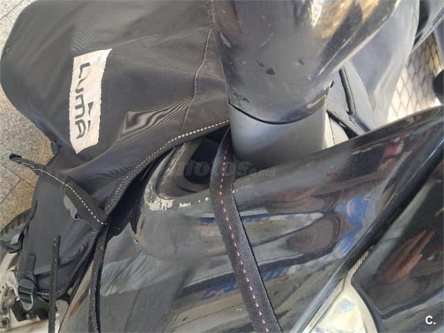 Kymco Grand Dink 125 – Vista 3