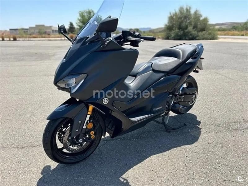 Yamaha TMAX 560 ABS – Vista 1