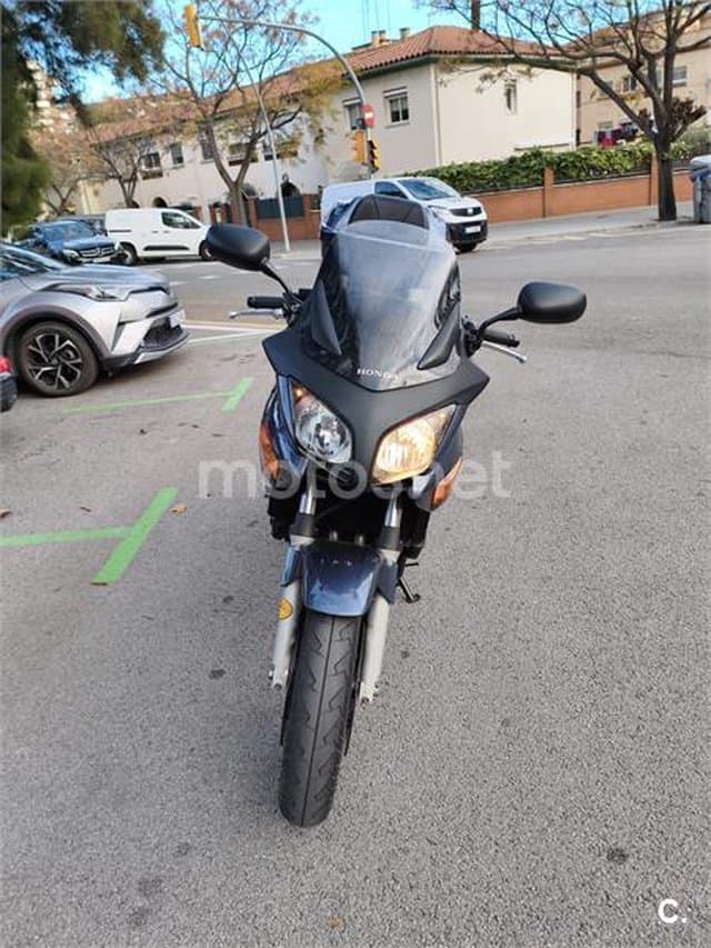 Honda CBF 600S – Vista 1