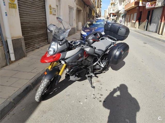 Suzuki V-Strom 1000 – Vista 6