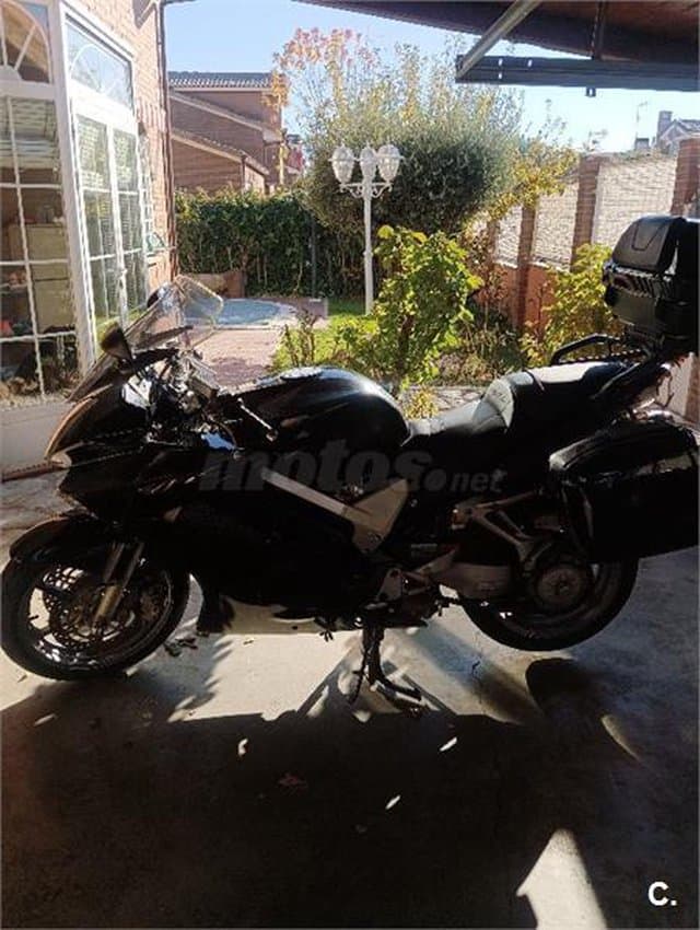 Honda VFR 800 FI ABS – Vista 2