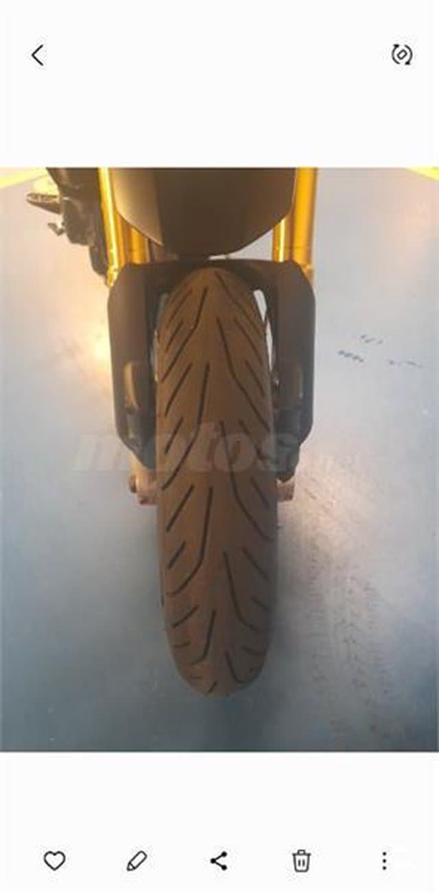 Aprilia SMV 750 Dorsoduro – Vista 2