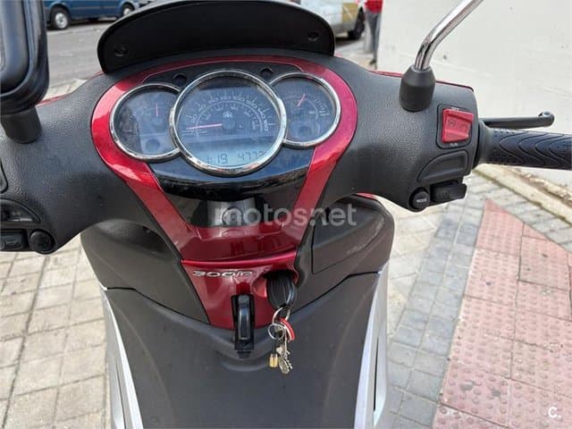 Piaggio Beverly Tourer 300 1700 € 2012 Madrid - 4