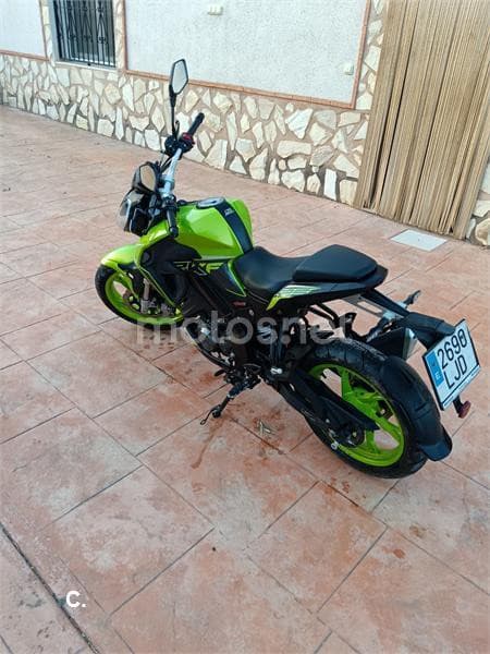 Keeway RKF 125 – Vista 6