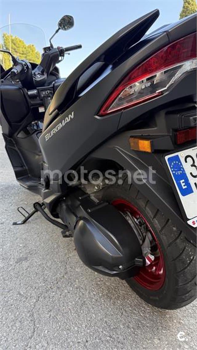 Suzuki BURGMAN 400 5995 € 2019 Barcelona - 15