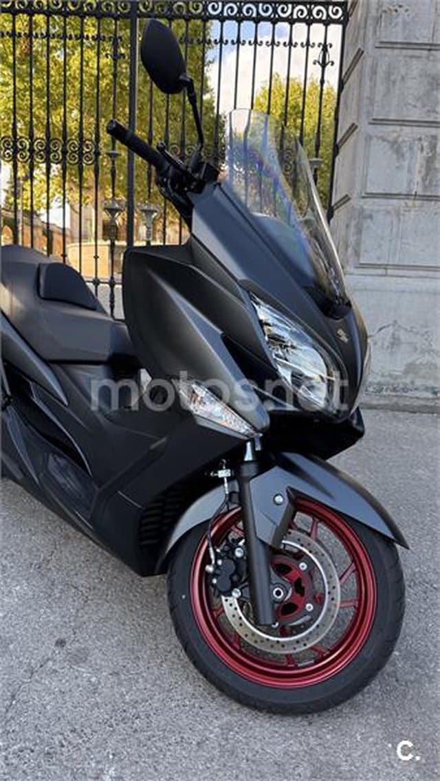 Suzuki BURGMAN 400 5995 € 2019 Barcelona - 8