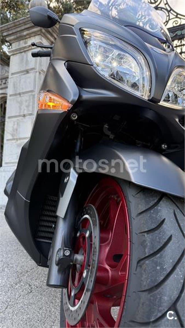 Suzuki BURGMAN 400 5995 € 2019 Barcelona - 10