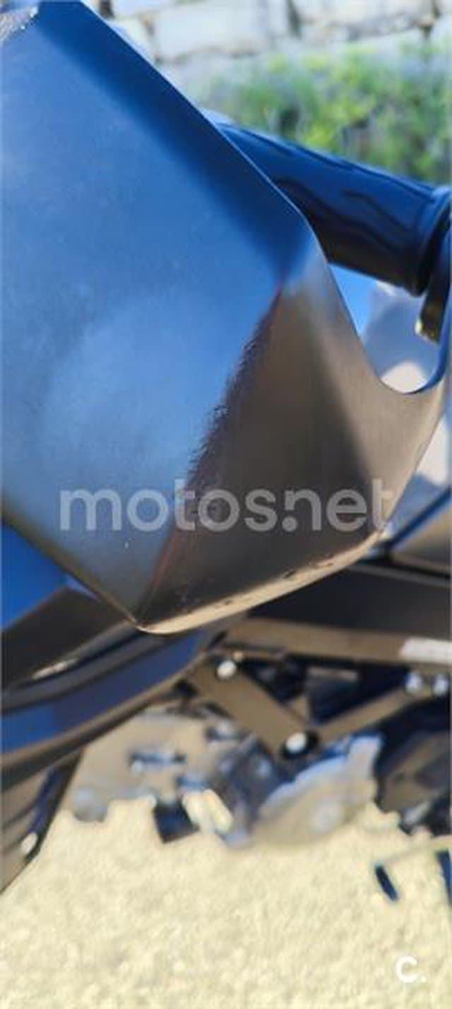 Suzuki V-Strom 650 ABS – Vista 13