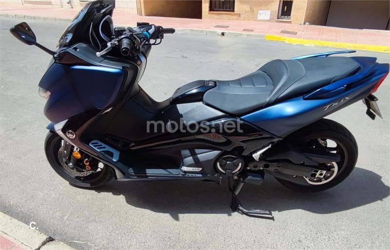 Yamaha TMAX 530 – Vista 1