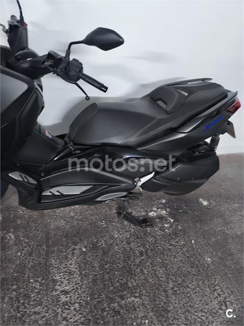 Yamaha XMAX 300 6000 € 2024 Valencia - 3