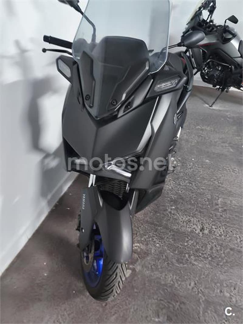 Yamaha XMAX 300 6000 € 2024 Valencia - 7