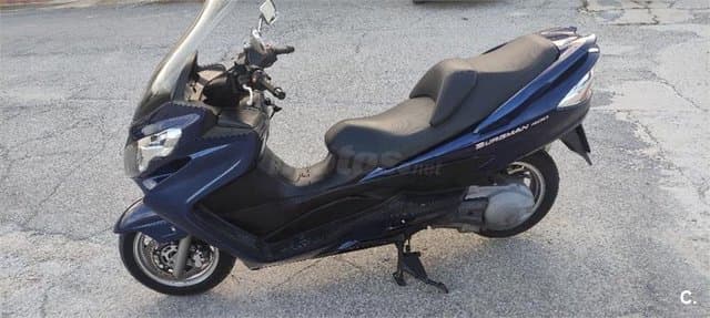 Suzuki BURGMAN 400 – Vista 3