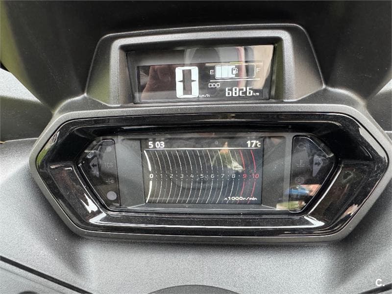 Yamaha XMAX 300 – Vista 4