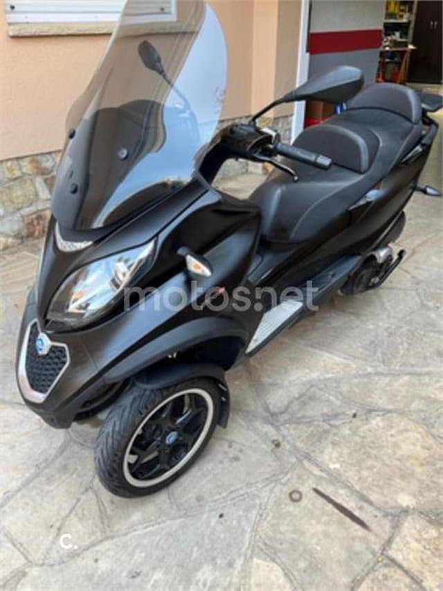Piaggio MP3 – Vista 3