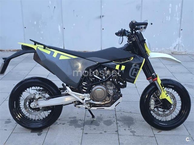 Husqvarna 701 Supermoto – Vista 5
