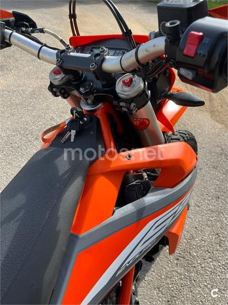 KTM 690 Enduro R 7500 € 2021 Barcelona - 9