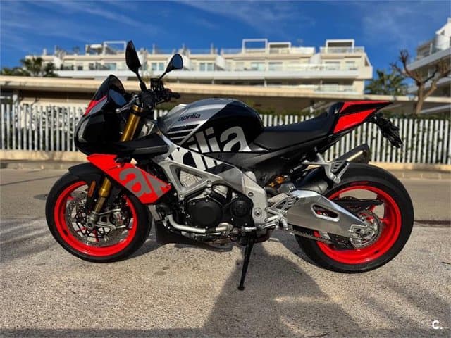 Aprilia Tuono V4 1100 – Vista 4