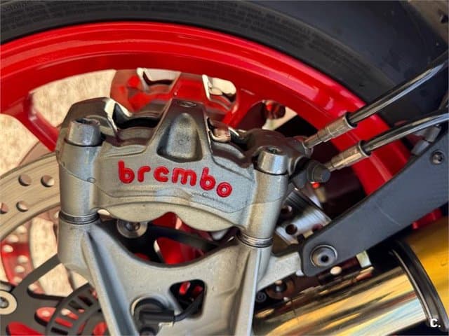 Aprilia Tuono V4 1100 – Vista 9