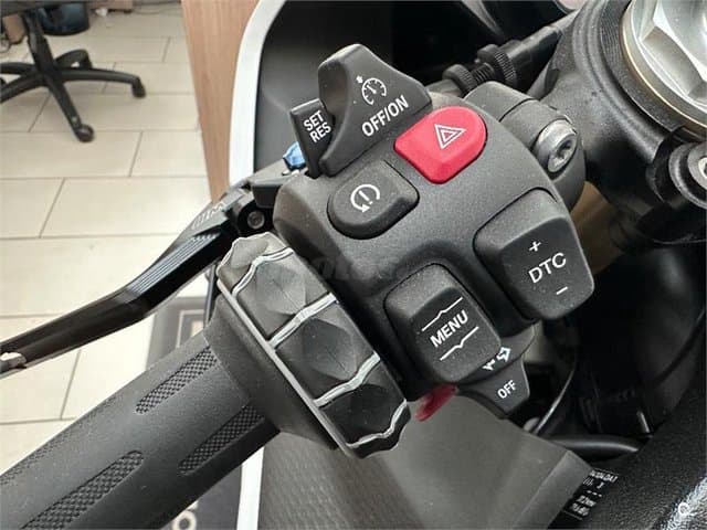 BMW S 1000 RR – Vista 11