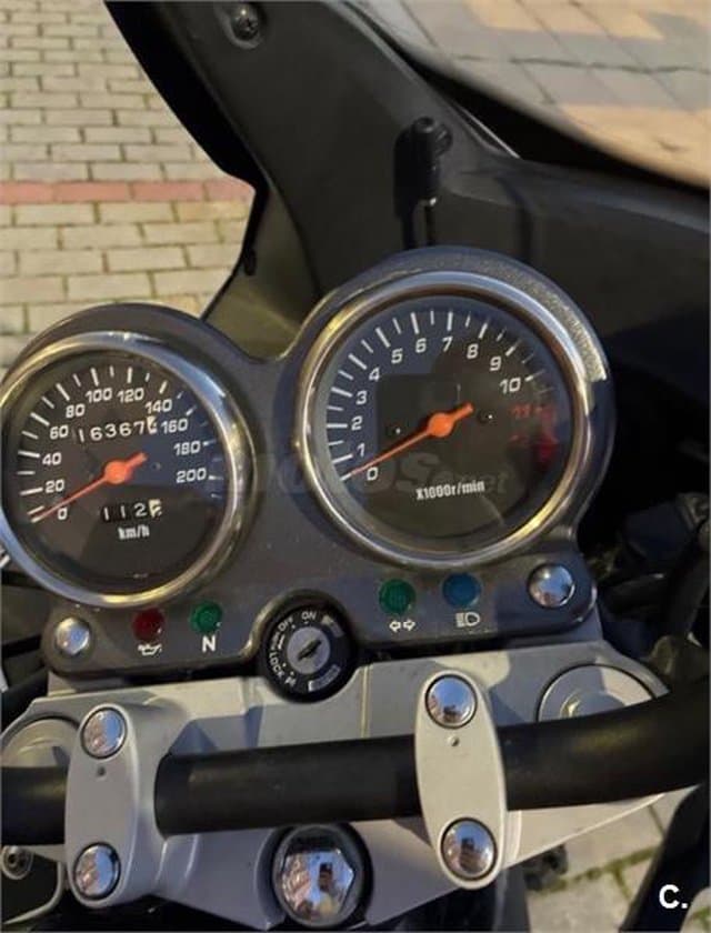 Suzuki GS 500F – Vista 4