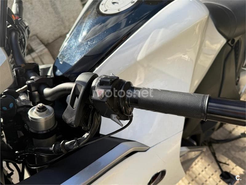 Honda VFR 1200 F DCT – Vista 7