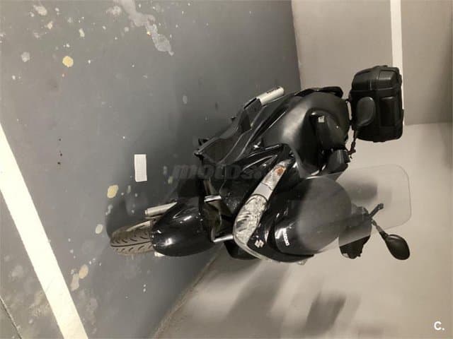 Suzuki BURGMAN 125 1100 € 2011 Palencia - 1