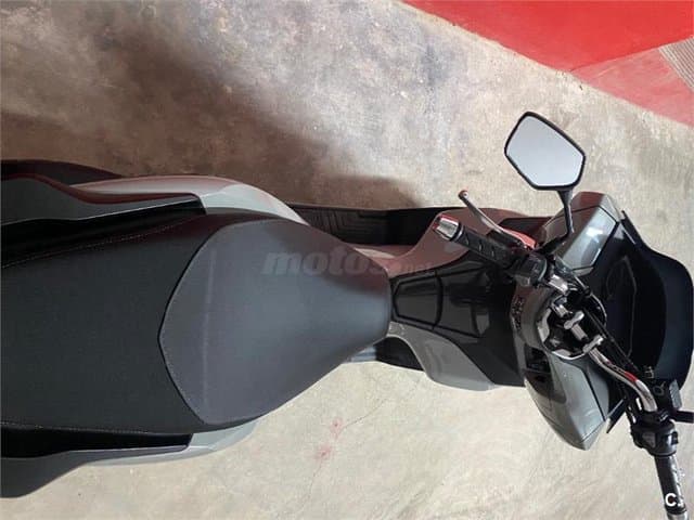 Honda PCX 125 – Vista 5