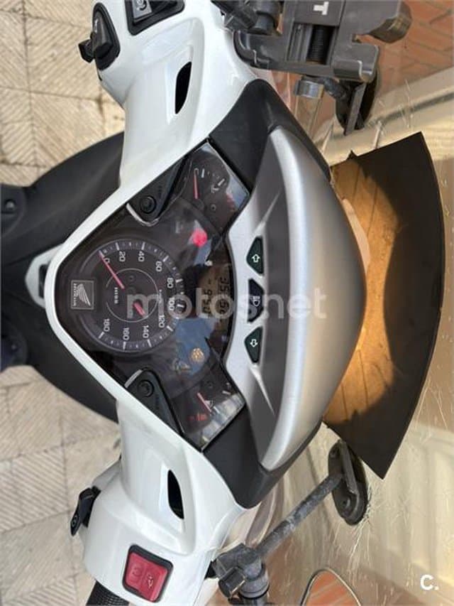 Honda Scoopy SH300i C-ABS 3090 € 2013 Barcelona - 5