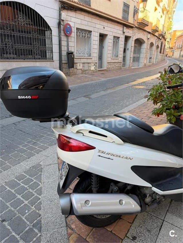 Suzuki BURGMAN 125 Executive – Vista 4