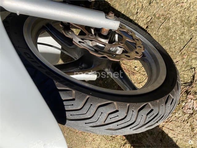 Honda Scoopy SH150i 1200 € 2002 Girona - 4