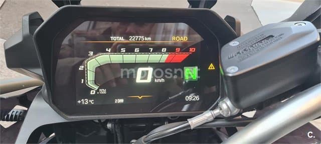 BMW F 750 – Vista 4