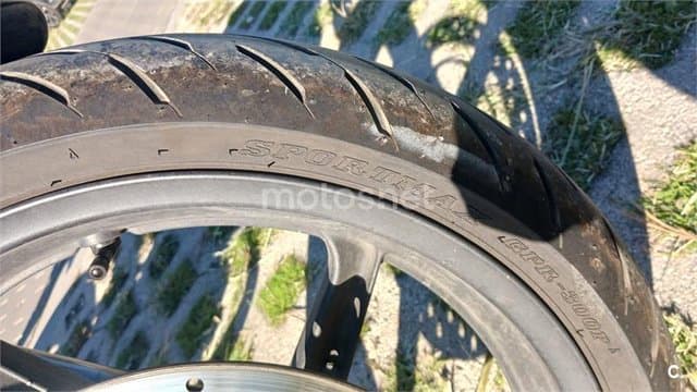 Honda VTR 250 – Vista 8