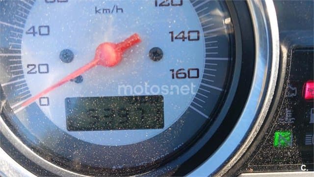 Honda VTR 250 – Vista 10