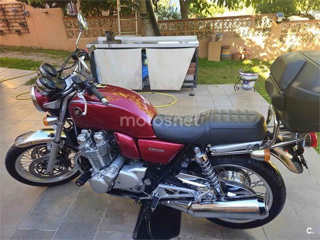 Honda CB 1100 – Vista 3