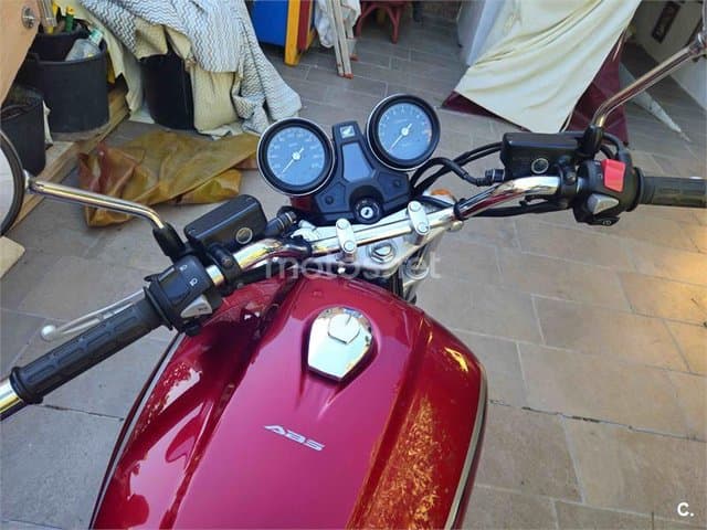 Honda CB 1100 – Vista 5