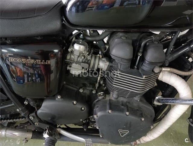 Triumph BONNEVILLE 900 4300 € 2007 Valencia - 7