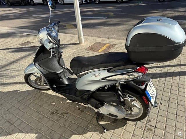 Piaggio LIBERTY – Vista 2
