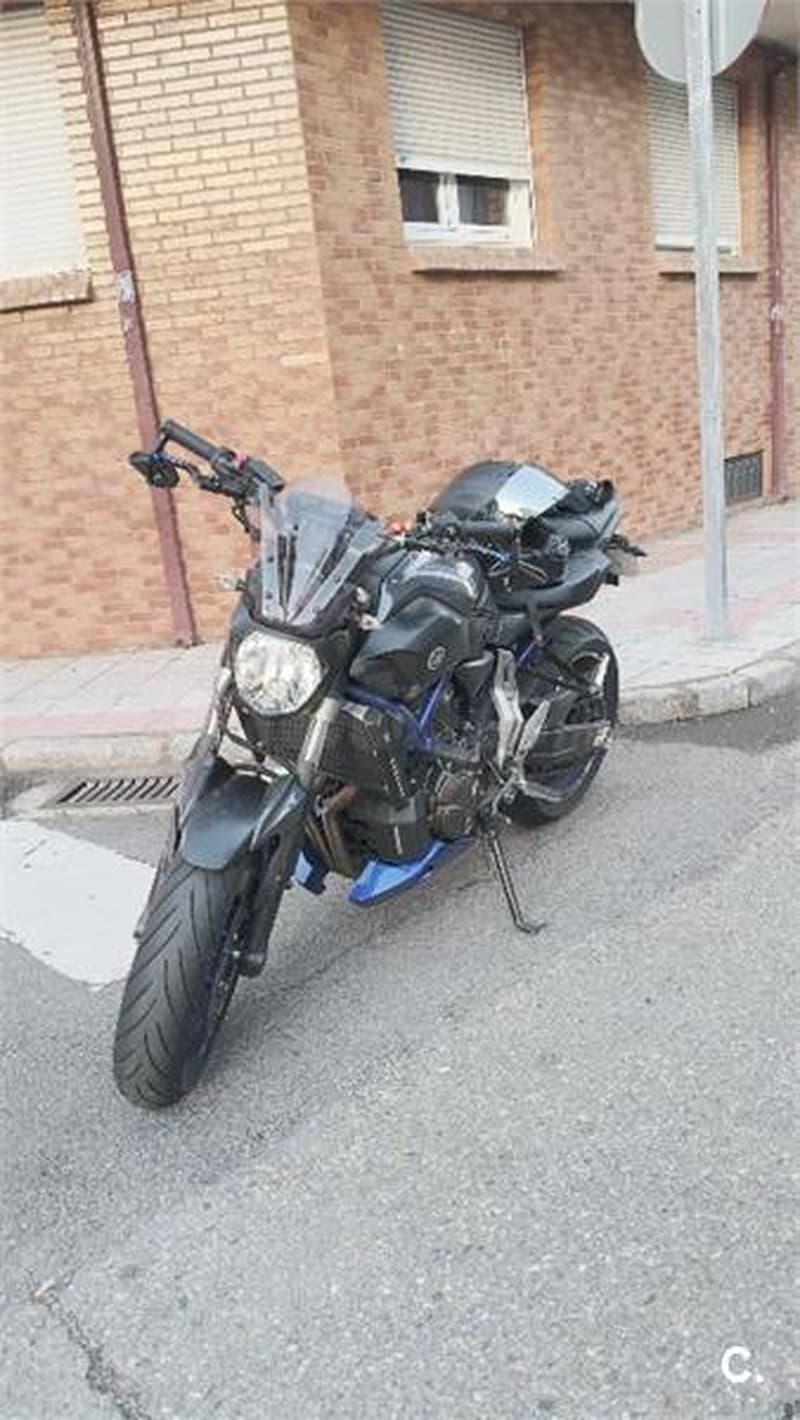 Yamaha MT-07 – Vista 1