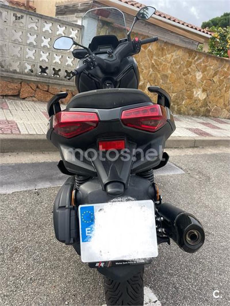 Yamaha XMAX 125 – Vista 4