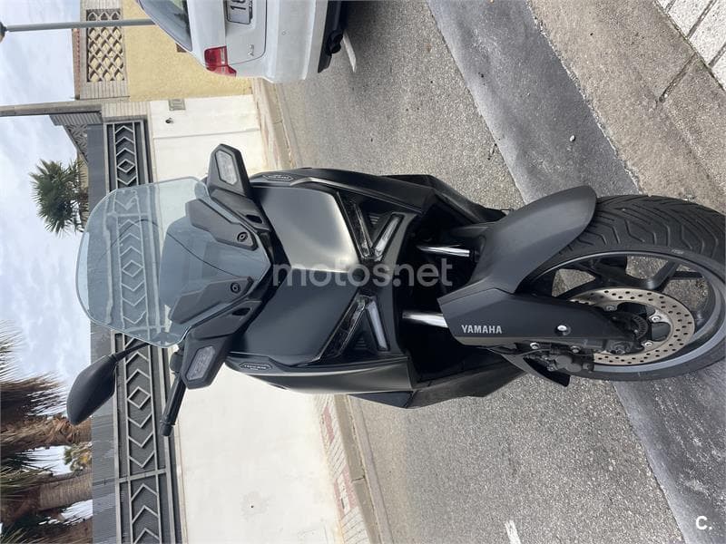 Yamaha XMAX 125 – Vista 7