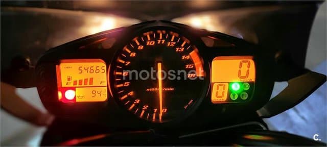 Suzuki GSR 600 – Vista 1