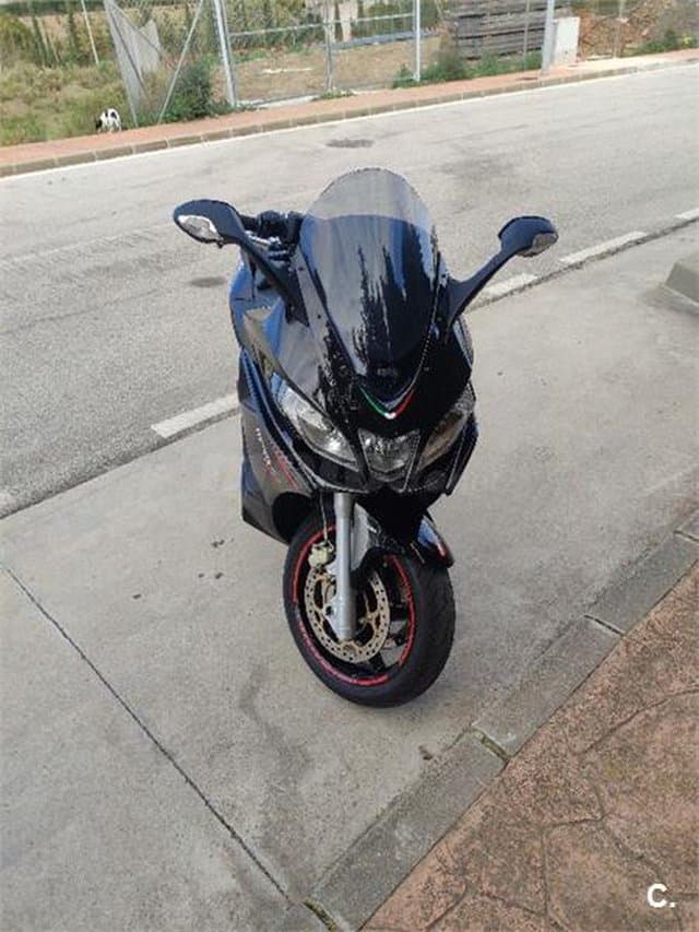 Aprilia SRV 850 ABS/ATC – Vista 3